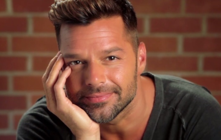 MURIO RICKY MARTIN 