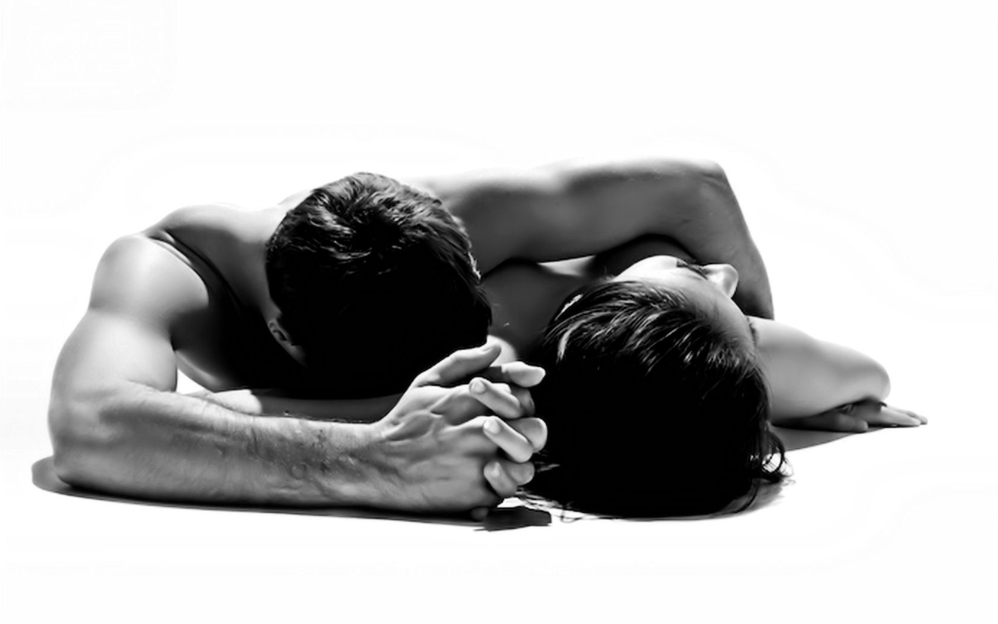 &iquest;EROTISMO O PORNOGRAF&Iacute;A EN LOS LIBROS?