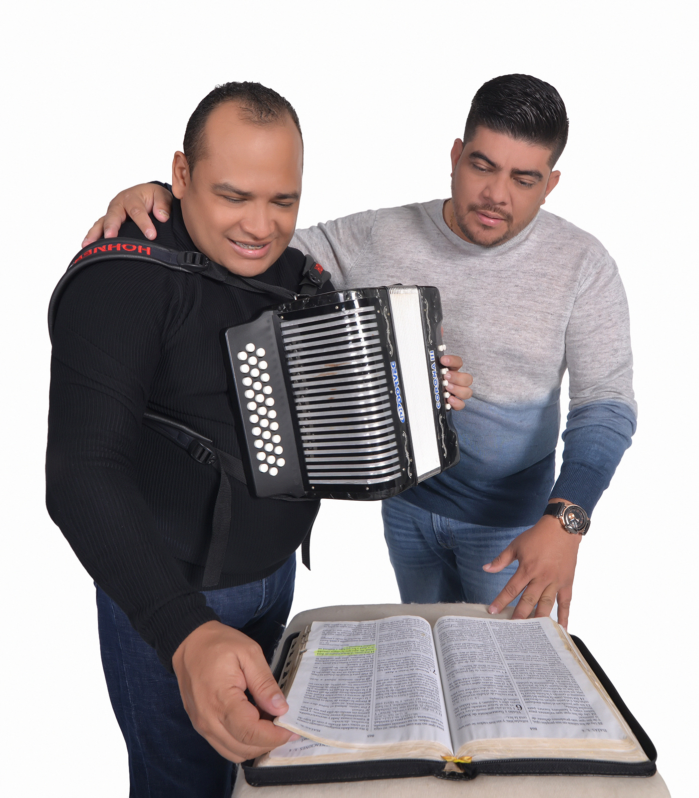 Ministerio Monte de Sion -Marco Bola&ntilde;o y Kiko Zabaleta -Lanzamiento Enamorado de ti Jes&uacute;s -Colombia 