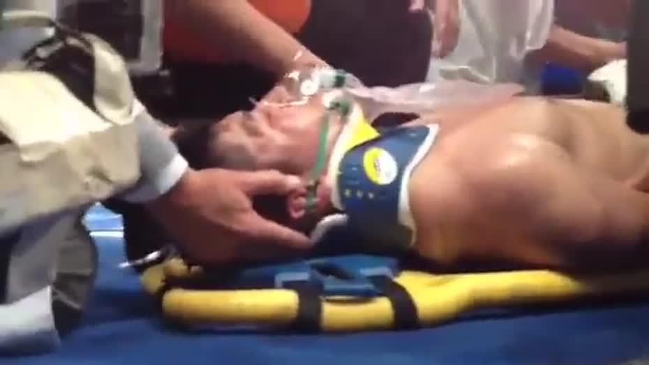 Boxeador mexicano &Oacute;scar 'Fantasma' muere tras ser noqueado