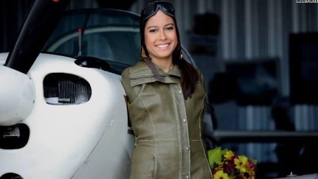 Inspirador: La incre&iacute;ble historia de Jessica, la primera piloto sin brazos