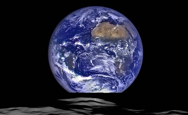 Impresionante imagen de la Tierra tomada desde nave espacial