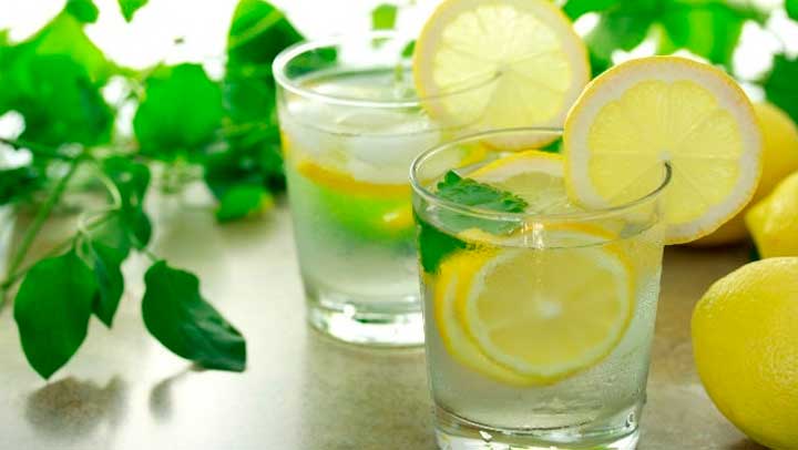 Tomar agua con lim&oacute;n en ayunas es de gran ayuda. Pero es urgente que sepas esto
