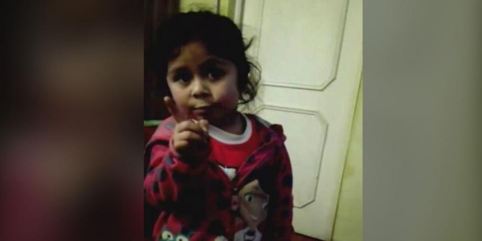 Ni&ntilde;a le da una gran lecci&oacute;n a su pap&aacute; que no quer&iacute;a comer