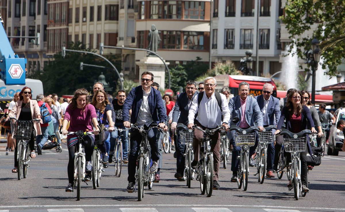 Valencia ha logrado multiplicar su n&uacute;mero de ciclistas. &iquest;Su receta? Simple: poner carriles bici