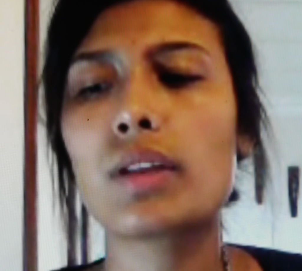 V&iacute;ctimas del Gardasil en Colombia: Testimonios de una joven afectada y de un experto en EE. UU. 