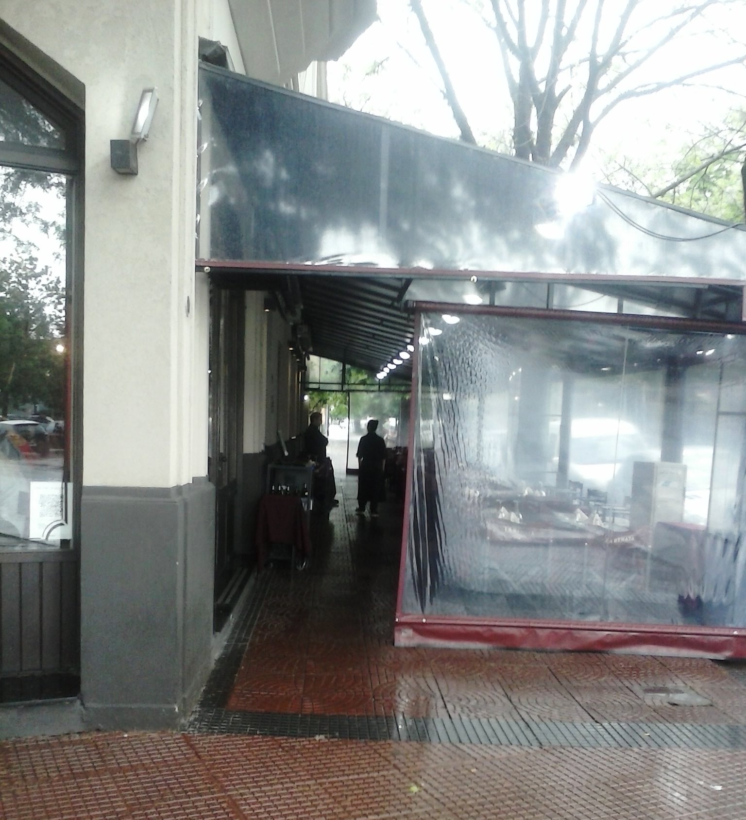 Devoto es Ciego. La comuna no controla bares y restaurantes