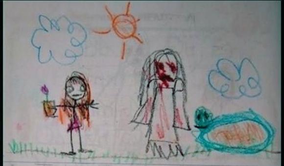 Esta peque&ntilde;a pensaba que ten&iacute;a una amiga imaginaria, cuando en realidad la segu&iacute;a un alma en pena 