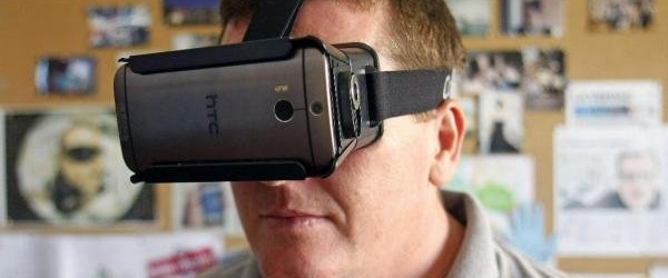 Crean gafas para discapacitados usando el celular