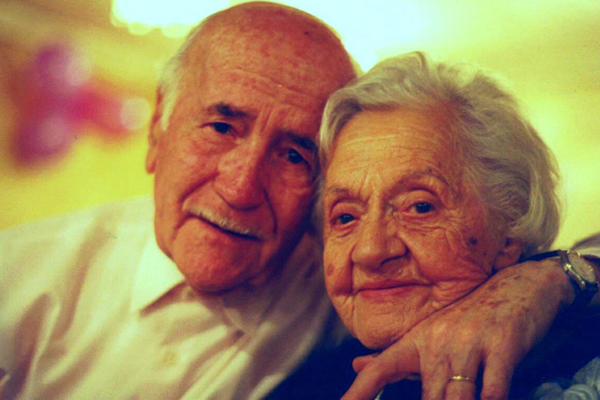 50 Frases sobre nuestros mejores c&oacute;mplices, los abuelos
