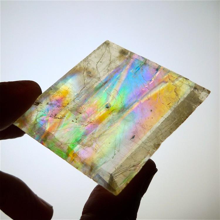 Cristales con propiedades opticas