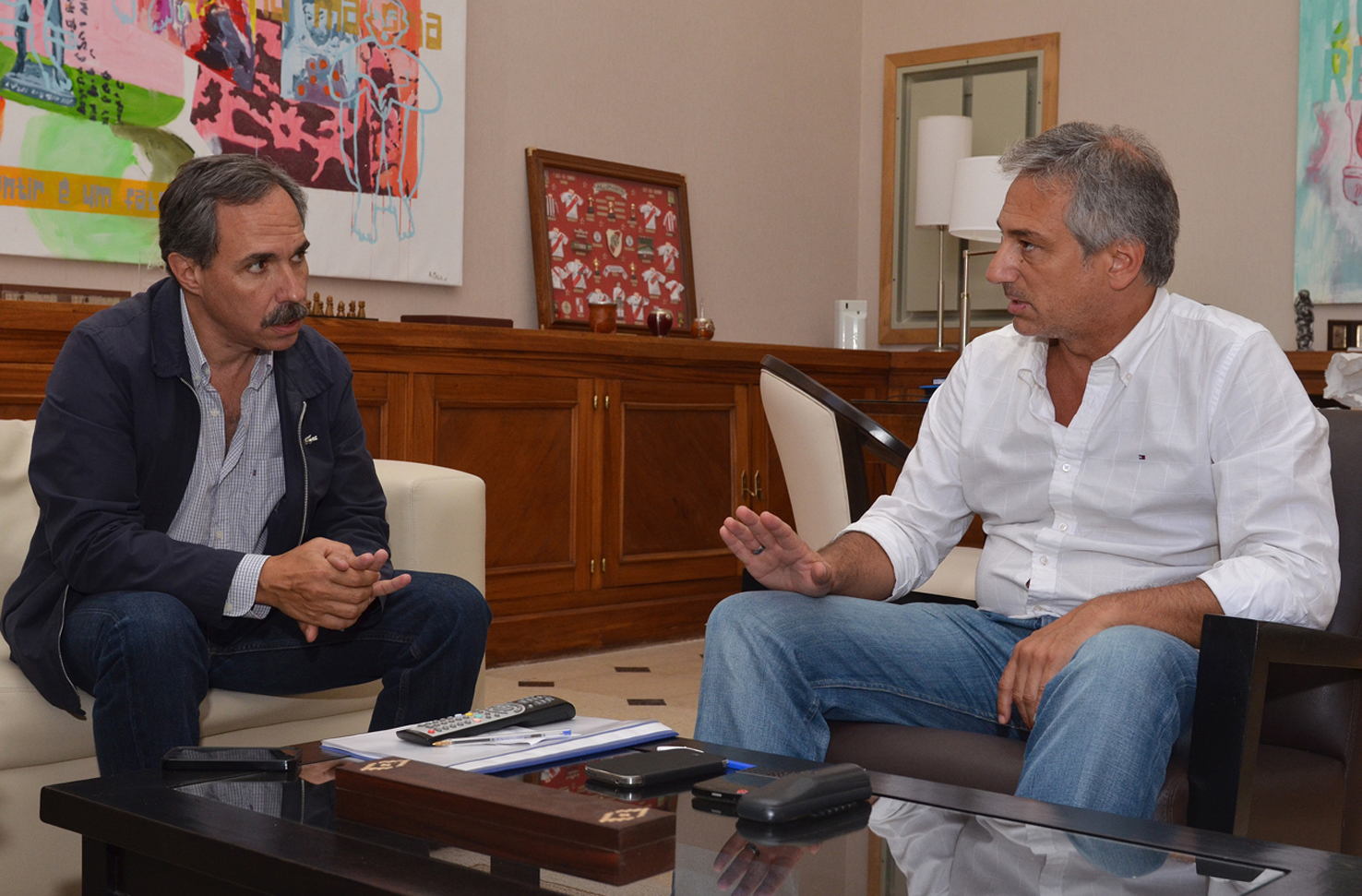 Eseverri recibi&oacute; a Jos&eacute; Arteaga en Olavarr&iacute;a y reclamaron medidas contra la Inseguridad