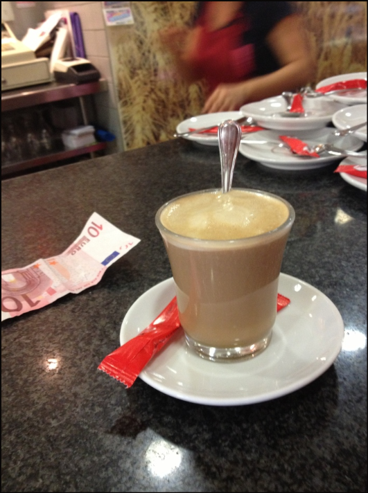  Tomando caf&eacute; con Tagore