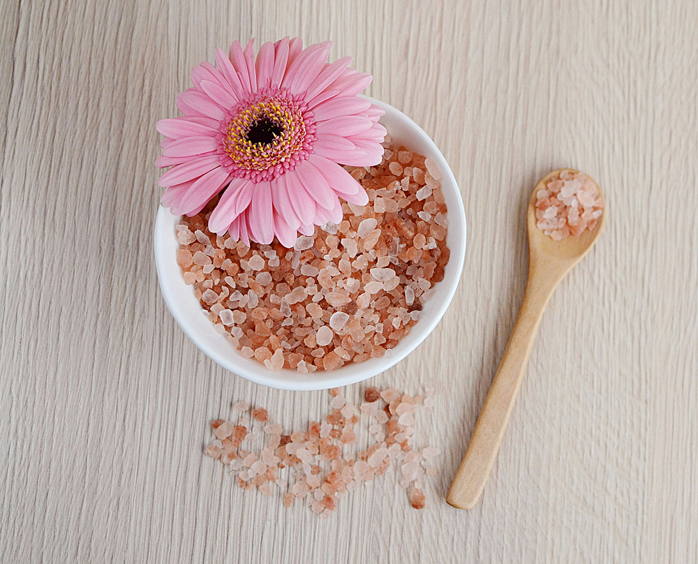  Exfoliante natural con sal del Himalaya
