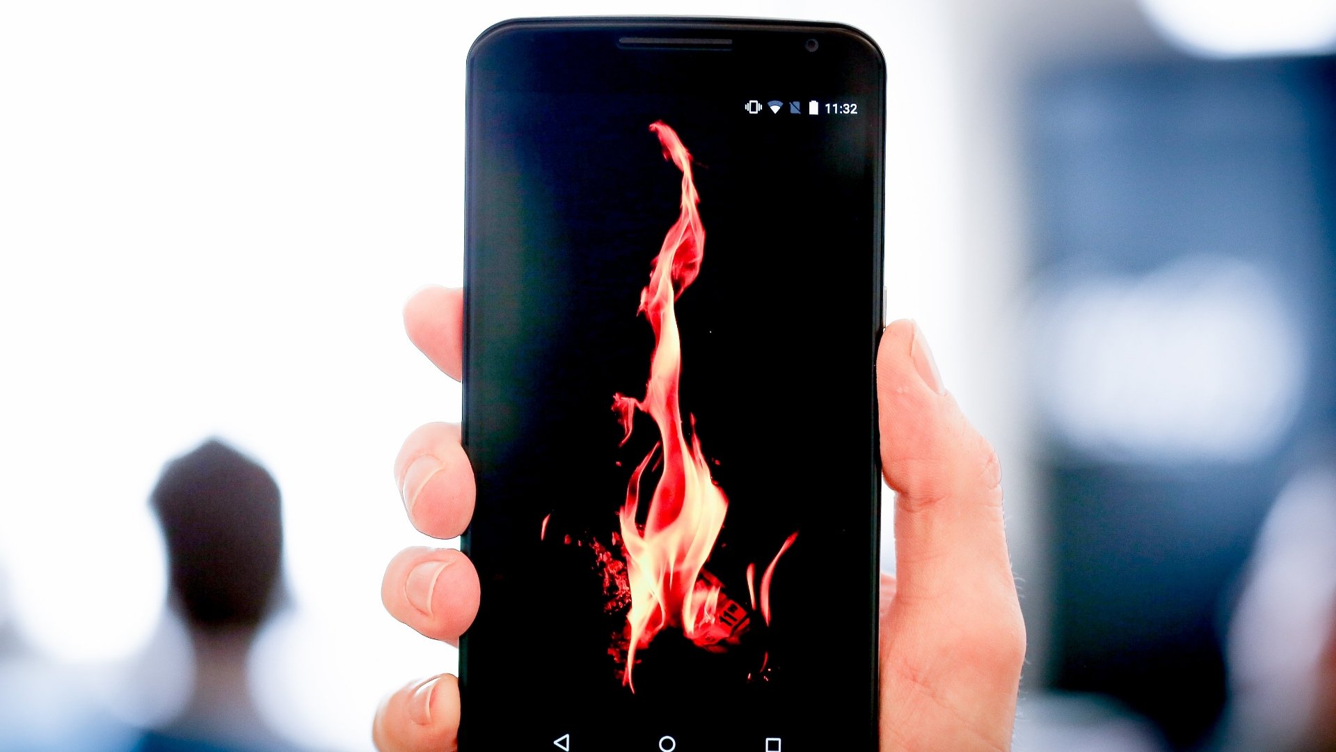 Cient&iacute;ficos rusos desarrollan un material que podr&iacute;a evitar que tu celular se sobrecaliente