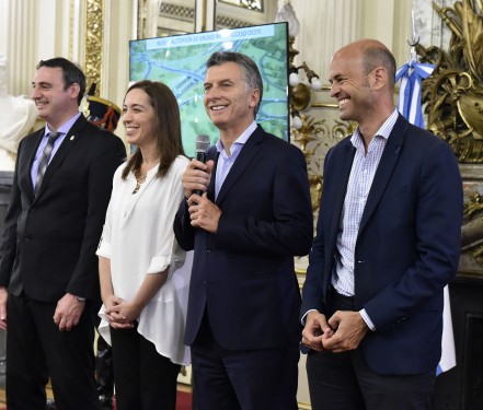 muchachos empiezan a llegar buenas notimelchi jaja