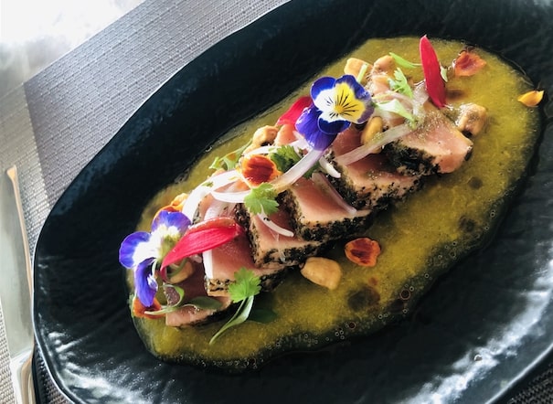 Tataki de Salm&oacute;n: El chef Alirio Rodr&iacute;guez redefine la culinaria japonesa con acentos Caribe
