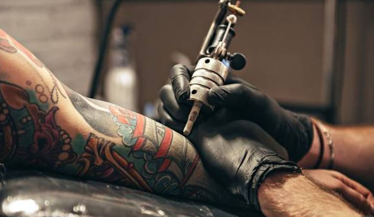 &iquest;Te da miedo el dolor al tatuarte? Descubre c&oacute;mo evitarlo con anestesia
