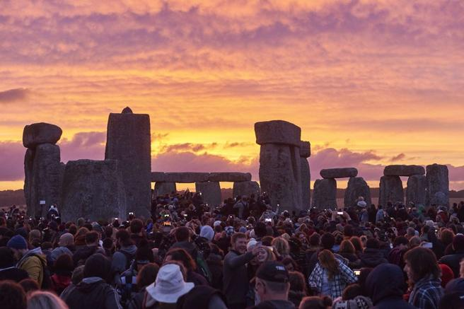  Stonehenge
