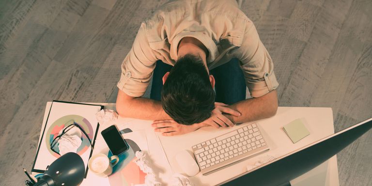 7 things you do in the morning that make you feel tired all day