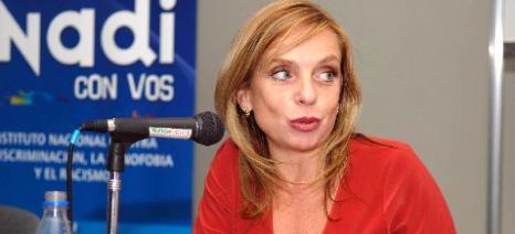 La legisladora kirchnerista Lubertino apunt&oacute; de discriminativos a los Kinder por sus colores