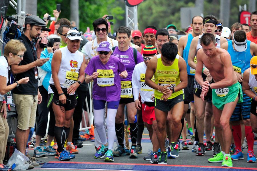 Abuela de 92 A&ntilde;os Vence al C&aacute;ncer y Termina Marat&oacute;n