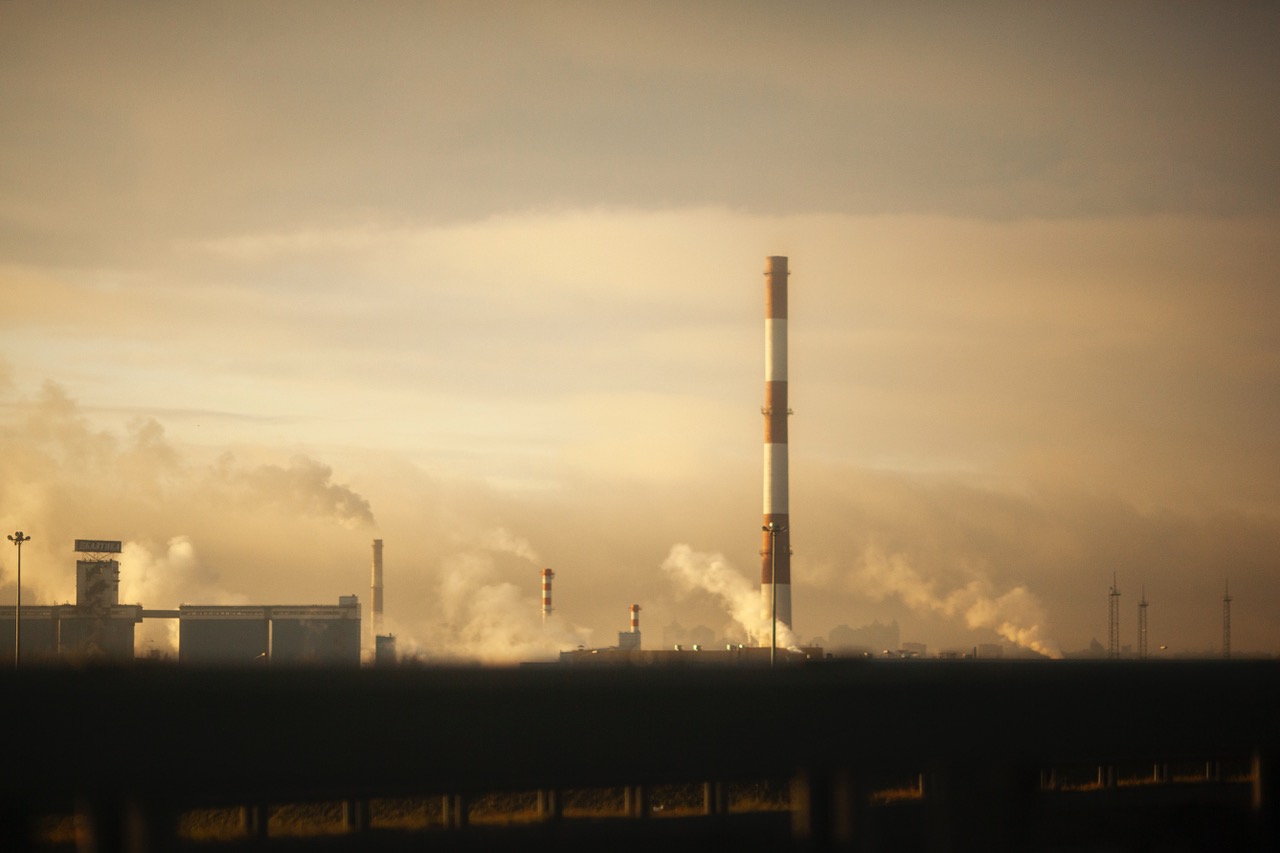 Bogot&aacute; en alerta amarilla por contaminaci&oacute;n del aire, "la &uacute;nica forma de lograr un cambio es a partir de energ&iacute;as limpias
