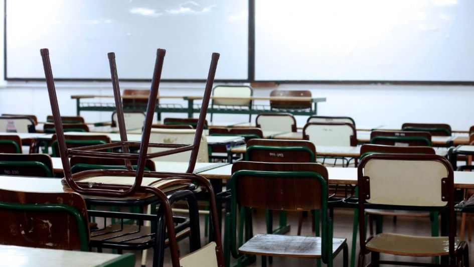 Maestras afirman que hay chicos que faltan a la escuela porque no tienen 