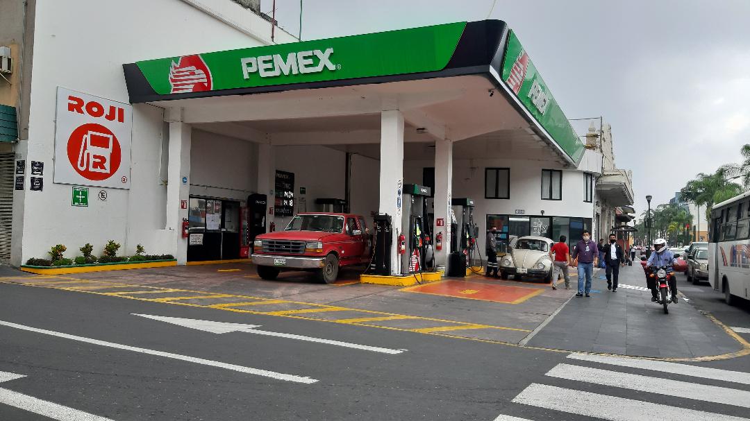 Gasolineras Roj&iacute; dan litros incompletos