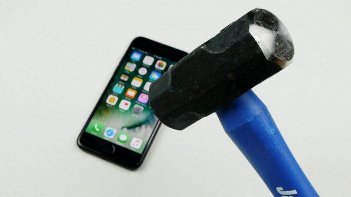 &iquest;Sabes qu&eacute; tan resistente es el iPhone? Checa estas pruebas extremas