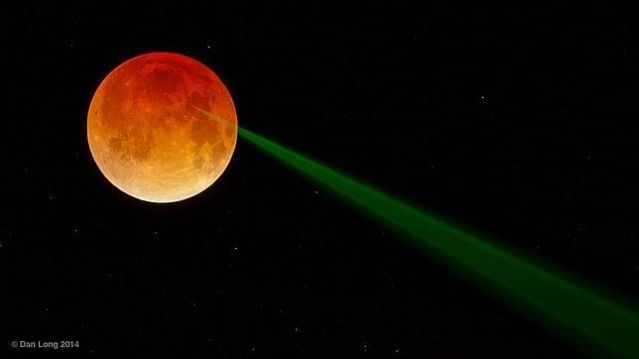 La explicaci&oacute;n de una notable imagen que muestra a un rayo de luz saliendo de la luna