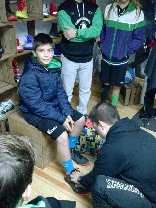 &iquest;Cu&aacute;nto cuesta que un hijo quiera ser jugador profesional de baloncesto?