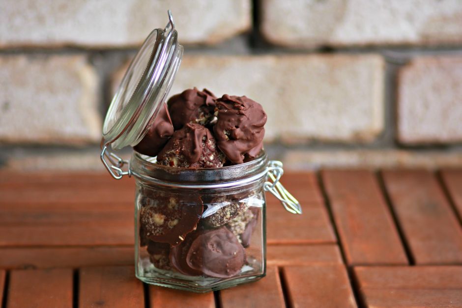 How to enjoy treats in a healthy way