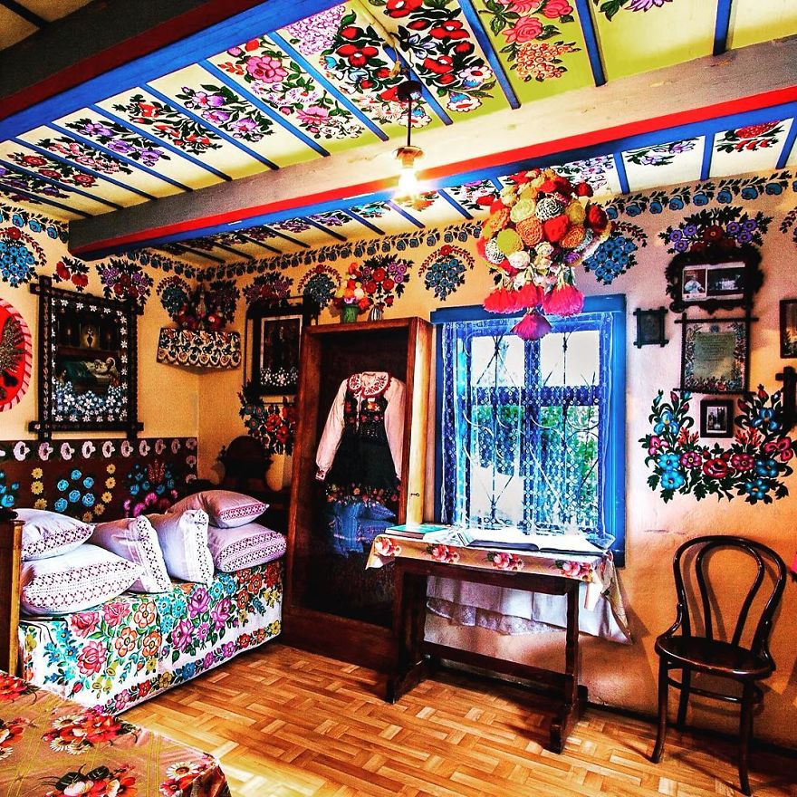 Zalipie, el pueblo pintado con flores m&aacute;s bonito de Polonia