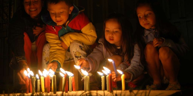  La celebraci&oacute;n del D&iacute;a de las Velitas en Colombia