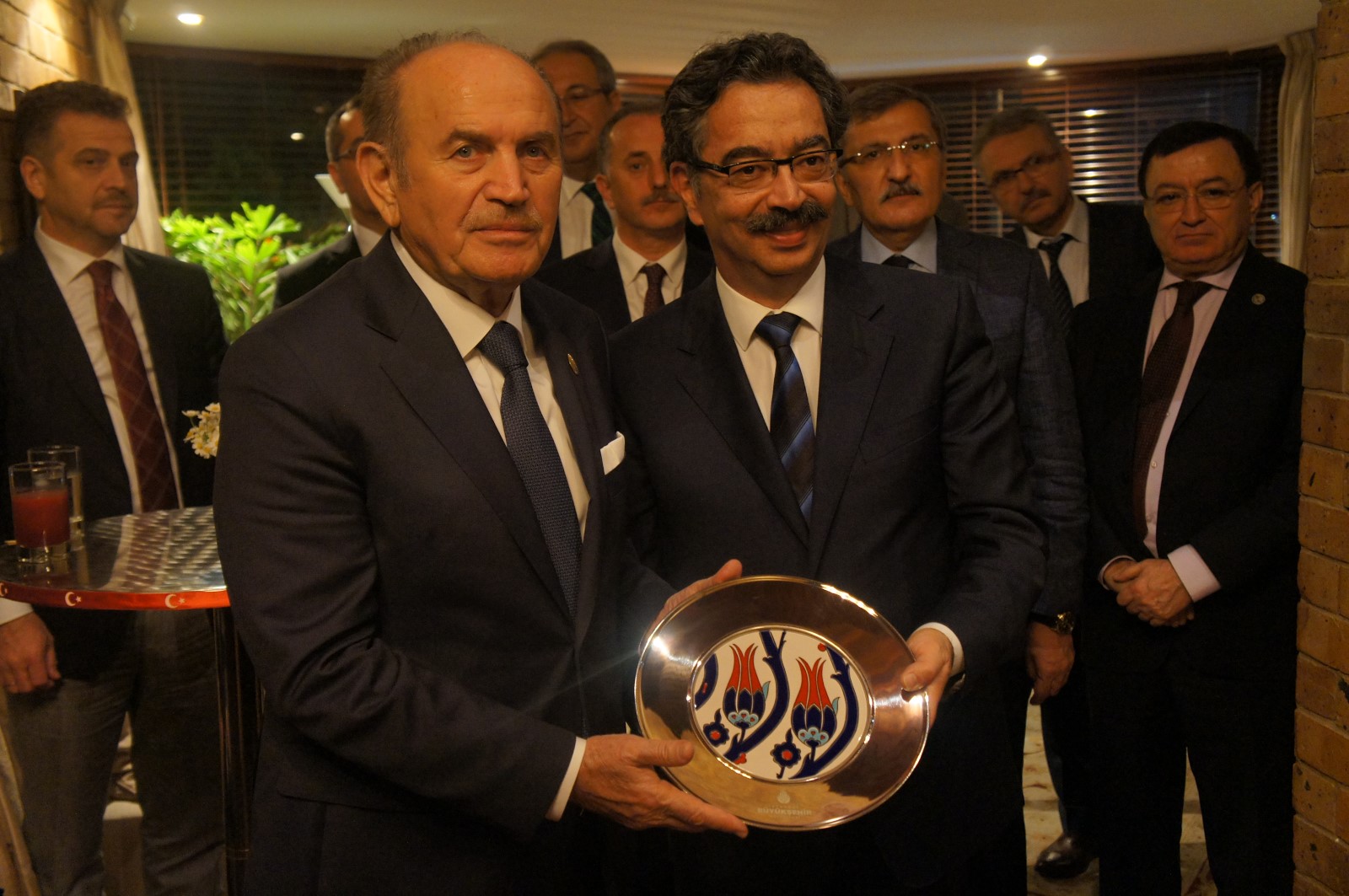 Asociaci&oacute;n Turca de Electro Tecnolog&iacute;a (TET) en la residencia del Embajador Sr. Engin Y&uuml;r&uuml;r