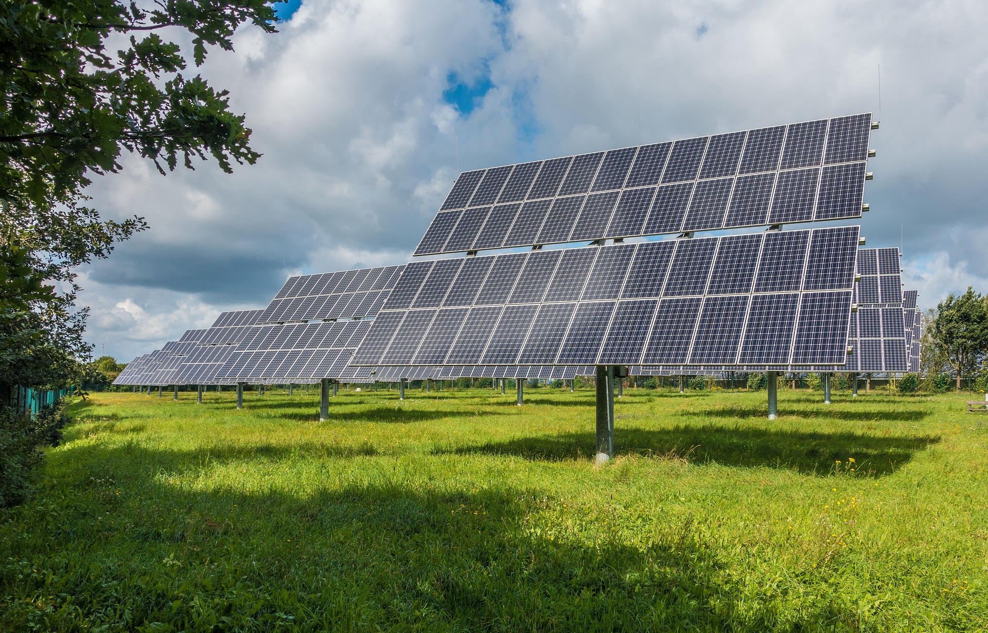 Energ&iacute;a solar, la soluci&oacute;n que para el Choc&oacute; propone el visionario Ermanno Traverso 
