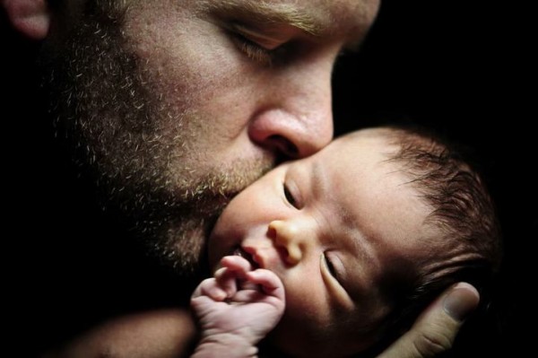 Nuevo estudio demuestra que el amor del padre en m&aacute;s importante que el de la madre