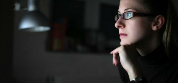 Un estudio asegura que los inteligentes se acuestan m&aacute;s tarde