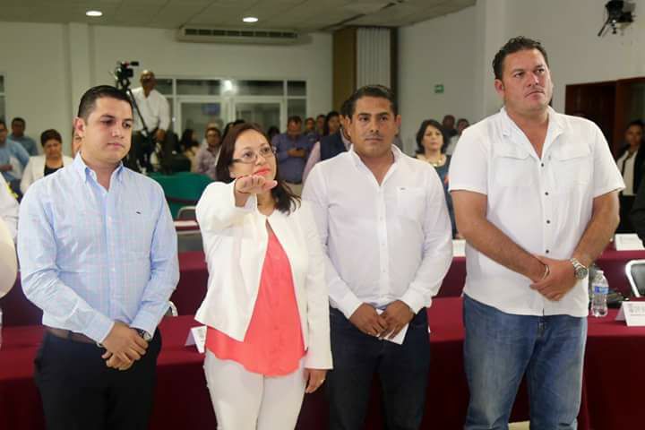 Para las fotos siempre est&aacute;n listos para resolver problemas no.