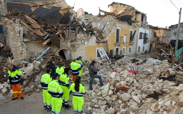 Siete cient&iacute;ficos fueron condenados por no predecir terremoto en Italia