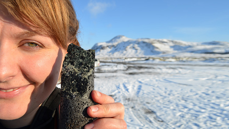 Un experimento convierte el di&oacute;xido de carbono en piedra: