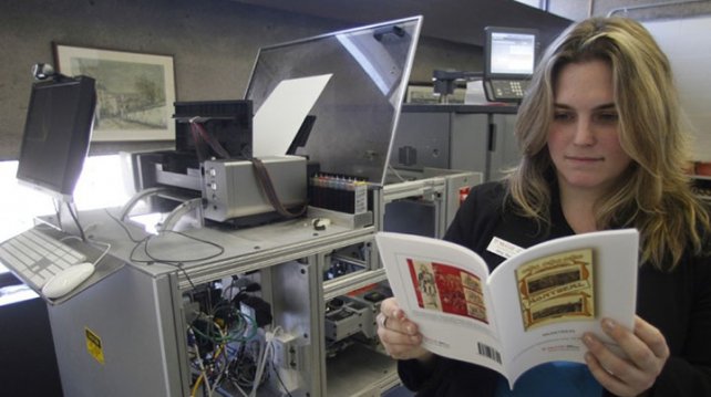 Paris: abren una librer&iacute;a en la que el cliente imprime el libro que quiere