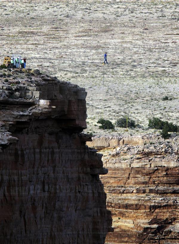 "LOCURA" A M&Aacute;S DE 450 M. DE ALTURA