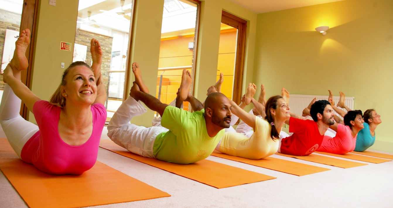 EL MUNDO DEL YOGA SE UNE AL ECO GOBIERNO GLOBAL PLANETARIO