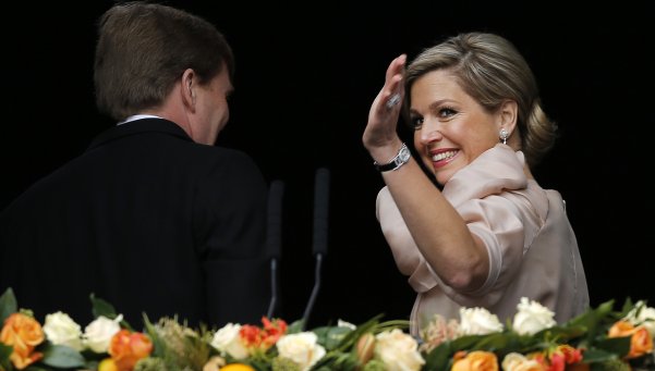 El elegante look de M&aacute;xima en su entronizaci&oacute;n