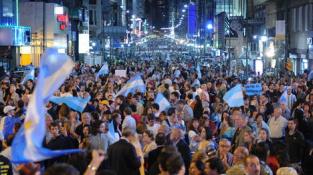Cacerolazo #18A: Hubo m&aacute;s gente que en las marchas del 13S y el 8N