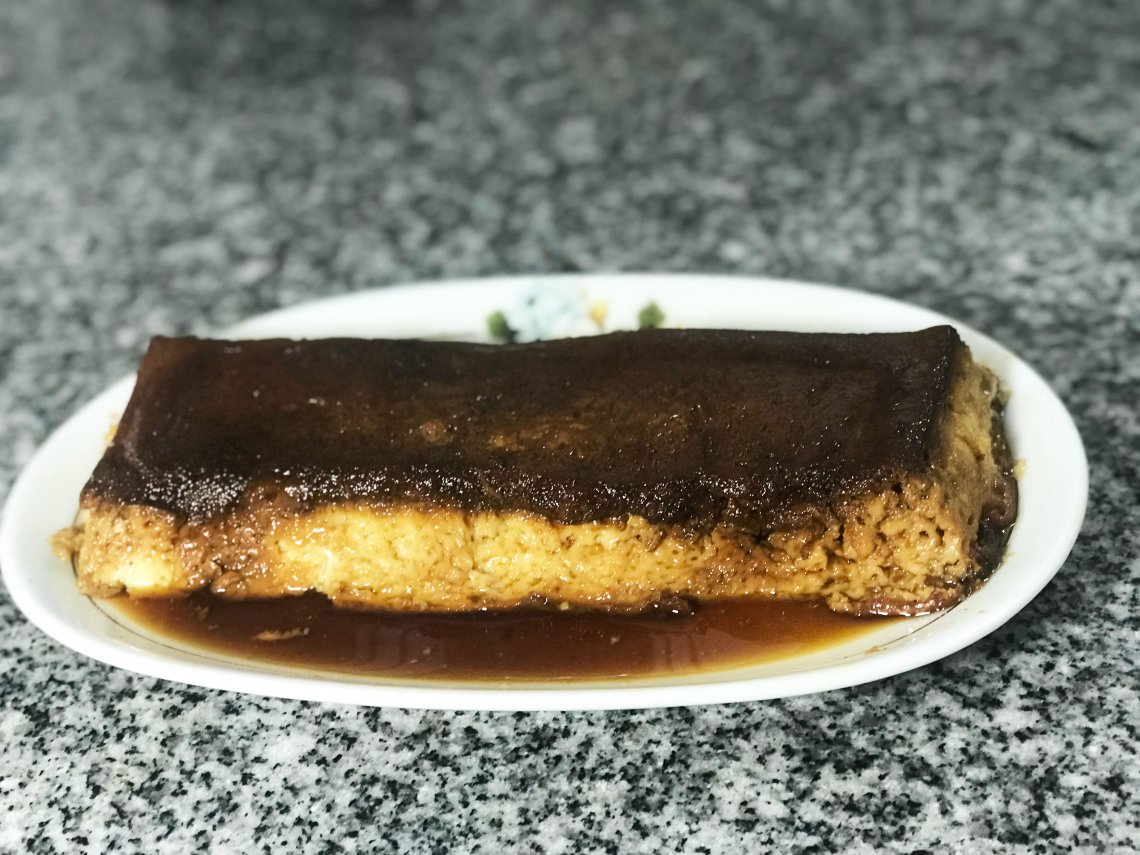 VIDEO:  FLAN CASERO CON SOLO UNOS POCOS HUEVOS