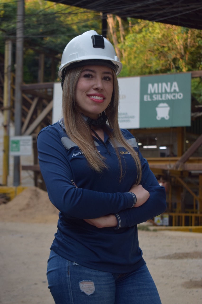 LAS MUJERES Y SU APORTE A LA MINER&Iacute;A