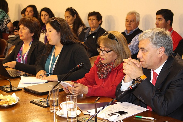  Diputado Celso Morales y vecinos de Itahue plantean inquietudes por instalaci&oacute;n de termoel&eacute;ctrica